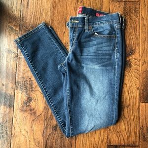 Lucky Brand Women’s Charlie Skinny Jeans, Size 28